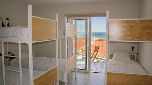 Lagos City Center Hostal | Topcity Hostel & Suites