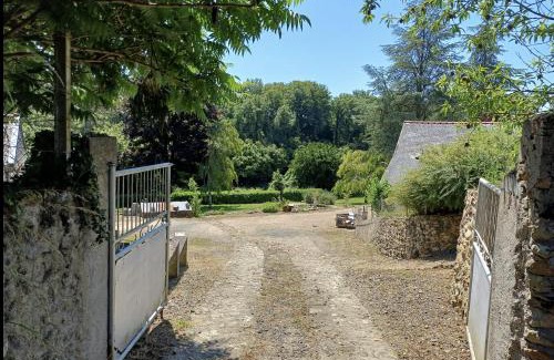 Fontevraud-l'Abbaye Casa | Topette, a tantôt.