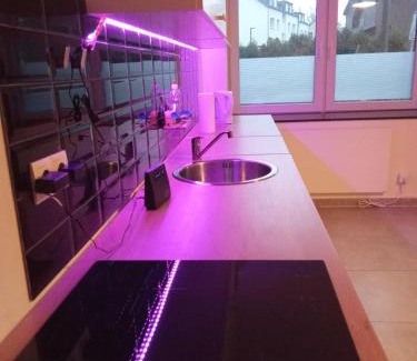 Dortmund Apartamento | TOPFLAT mit Küche I gratis Parkplatz I zwei Schlafzimmer I zentrumnah