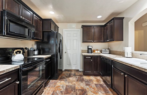 Meridian Casa | TopGolf Discount, Pets Welcome, Near St Lukes Perfect Location