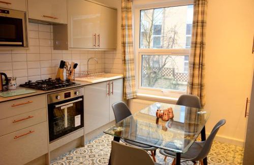 Highbury West Casa | TopHome Arsenal