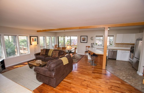 Stowe Area Casa | Casa adosada de 3/3, ideal para familias, que admite mascotas,