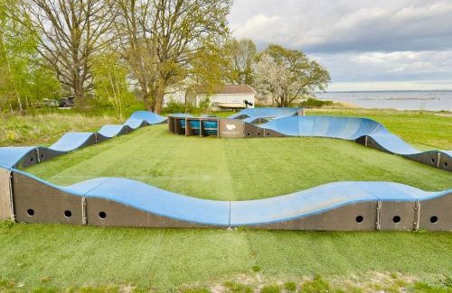 Kalmar Casa | Toppmodernt litet hus nära Kalmar slott och havet