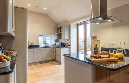 Moreton-in-Marsh Casa | Topside