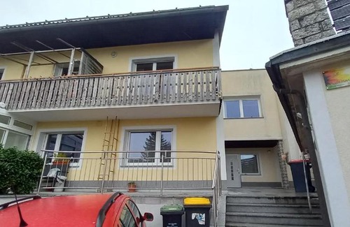 Gmunden Apartamento | Topwohnung 45m2 oder weißes Zimmer 15 m2 - Nähe Grünberg