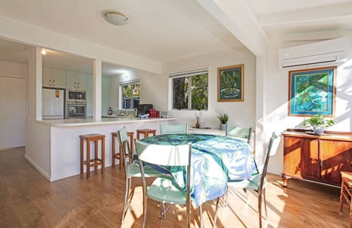 Torbay Casa | Torbay Sun Drenched Villa near Local Beaches