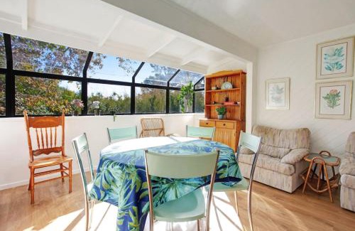 Torbay Casa | Torbay Sun Drenched Villa near Local Beaches