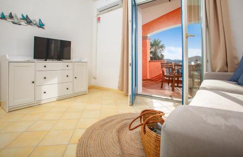 Porto Pozzo Apartamento | TORO FLAT V 15' Palau, 30' Porto cervo & FREE PARKING