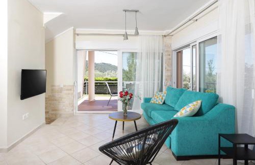 Kassandra Villa | Toroneos Sea Front Villa
