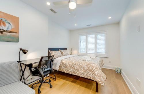 Oakwood Village Casa | Toronto Midtown Home Suites