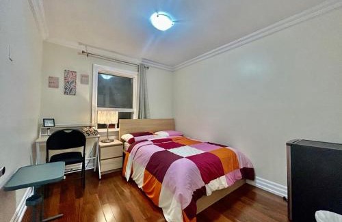 Downsview Casa | Toronto Uptown 1 - Bus to Downtown