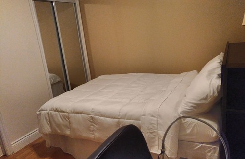 Bayview Woods - Steeles Casa | Casa de vacaciones en Toronto en North York con estacionamiento gratuito