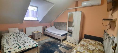Kiskunfelegyhaza Casa | Torony Lovarda Magánszállás