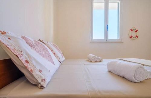 Torre dell'Orso Casa | Torre Dell Orso Luxury Villa Private Parking
