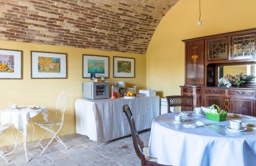 Ortona Cama Y Desayuno | Torre della Loggia - Dimora Storica - Ortona