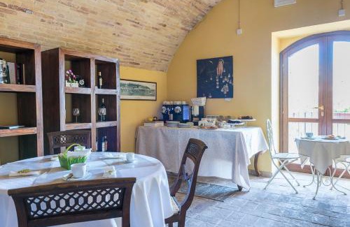 Ortona Cama Y Desayuno | Torre della Loggia - Dimora Storica - Ortona