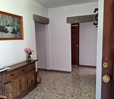 Llambilles Casa | Torre els Rosers villa familiar