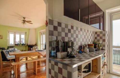 Torre Pellice Apartamento | TORRE PELLICE Alloggio incantevole con parcheggio privato