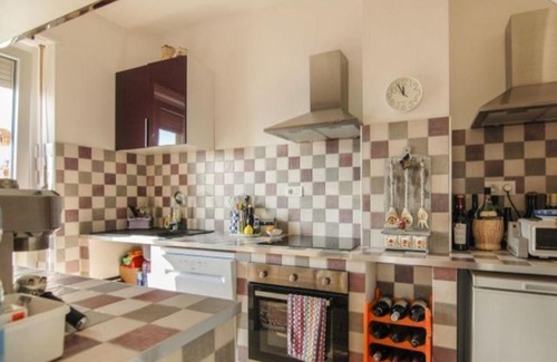 Torre Pellice Apartamento | TORRE PELLICE Alloggio incantevole con parcheggio privato