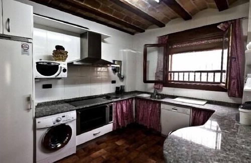 Nalda Casa | Casa rural 8 habitaciones todas con baño (consultar descuentos)
