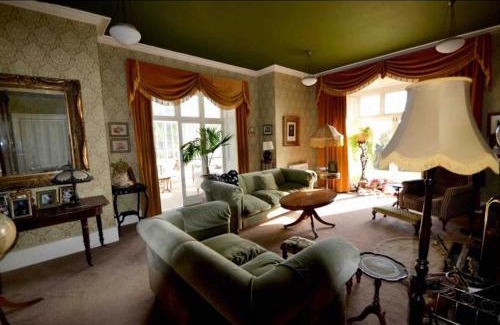 Bonchurch Casa | TORWOOD VICTORIAN HOUSE