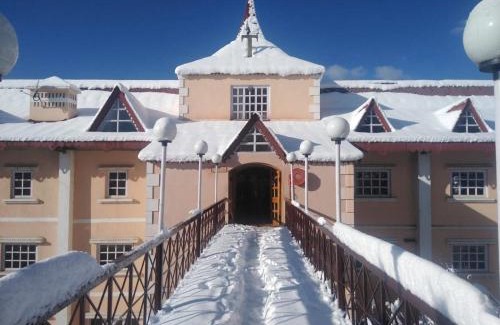 Shimla Complejo | Toshali Royal View ,S H I M L A