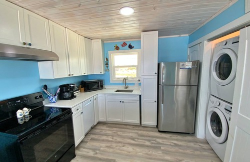 Surf Side Shores Casa | Total Facelift! Beachfront & Dog Friendly!