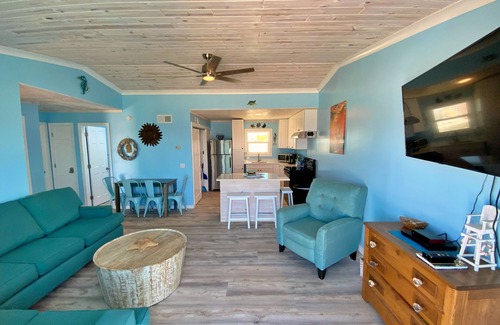 Surf Side Shores Casa | Total Facelift! Beachfront and Dog Friendly!
