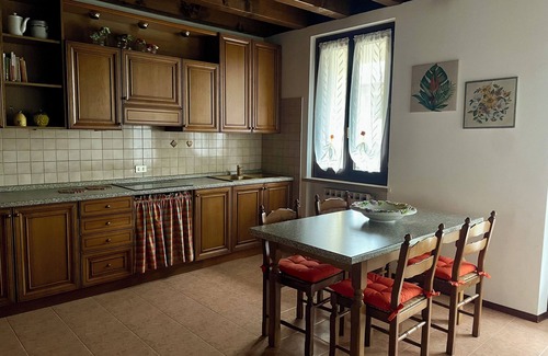 Monzambano Casa | Totally independent structure on the docile heights of the Mantuan hills