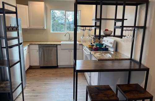 Clearlake Casa | Totally remodeled and fully furnished single family house. Pet-Friendly.