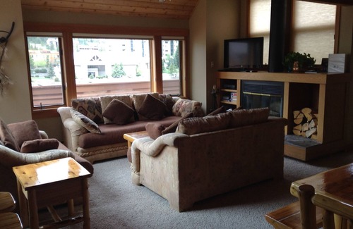 Big Sky Chalet De Esquí | / Acceso Conveniente Big Sky Family Chalet Ski-in Ski-Out