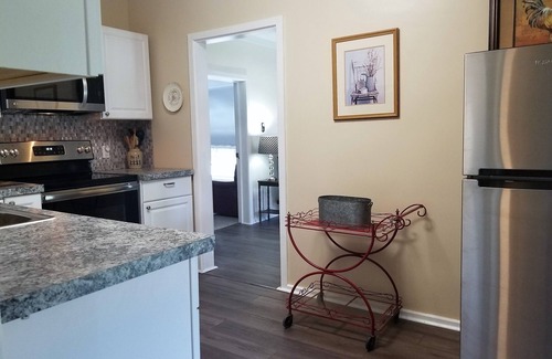 Essexville Apartamento | Apartamento de 1 dormitorio totalmente renovado