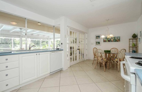 Coquina Sands Casa | Proyectado en Lanai con piscina climatizada y comedor-2 bloques hasta el hotel Naples Beach / Golfo de México-Coquina Sands