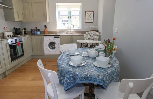 West Compton Cabaña | TOTHERY, pet friendly, character holiday cottage in Beaminster