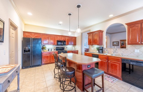 Springdale Casa | Touch of Europe in the Ozarks