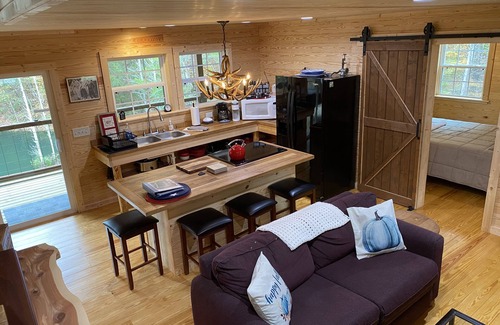 Linden Cabina | Touch of Heaven. Family friendly, Fishing, Nature galore! Maximum 6 guests.