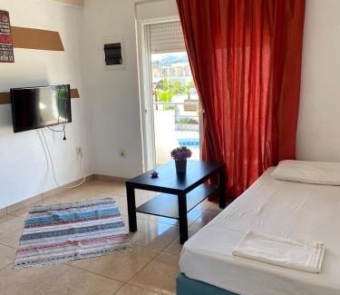 Faliraki Apartamento | Toula's Apartments