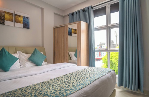 Male Hotel | TOUR INN