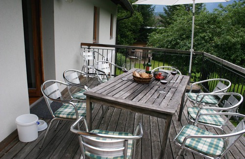 Presseggen Apartamento | Tour of the Pfeiferhaus https:/cdn10.3dswissmedia.com/360/hauspfeifer/