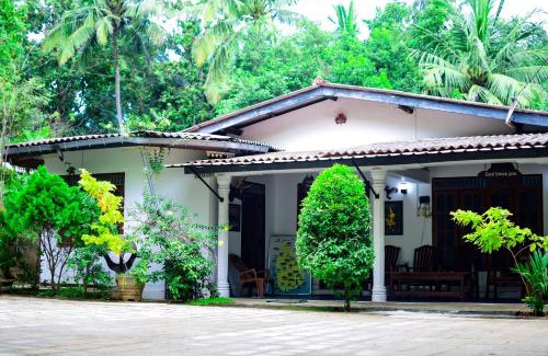 Dambulla Casa | Tourist Holiday Inn