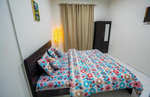 Mussafah Apartamento | tourist homes abudhabi for family and couple baith al jannah LLC