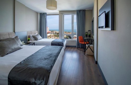 Eski Lara Hotel | Tourist Hotel