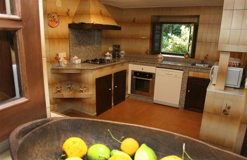 Ponte Caldelas Casa | Casa turística en Pontecaldelas, Pontevedra, piscina, jardín 3000 m2 y barbacoa