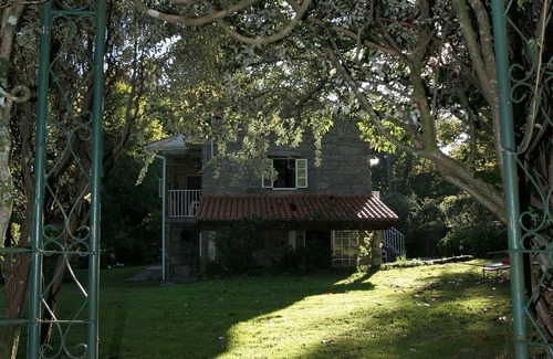 Ponte Caldelas Casa | Casa turística en Pontecaldelas, Pontevedra, piscina, jardín 3000 m2 y barbacoa