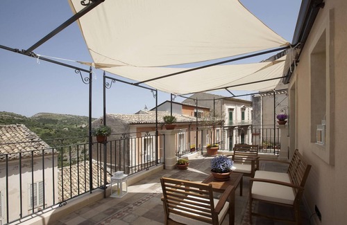 Ragusa Casa | CASA DE VACACIONES "CASA HYBLA"