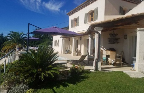 Tourrettes-sur-Loup Villa | vista al mar lujosa villa paronamique 180 ° piscina climatizada y spa