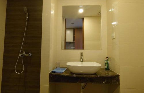 Lubuk Baja Apartamento | Tower A, 9th Floor, No 12 in Lubuk Baja Favehotel, Apartment in Nagoya Thamrin City