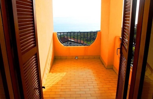 Joppolo Apartamento | Apartamento Torre con una increíble vista al mar