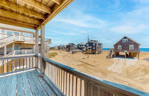 Buxton Casa | Tower Bottom #9B-B