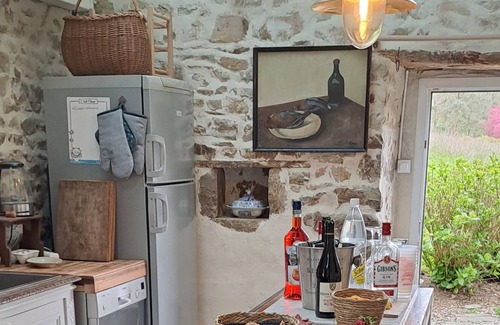Saint-Martin-de-Cenilly Cabaña | Tower Cottage en gran finca privada